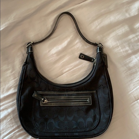 Coach shoulder bag - Picture 1 of 6